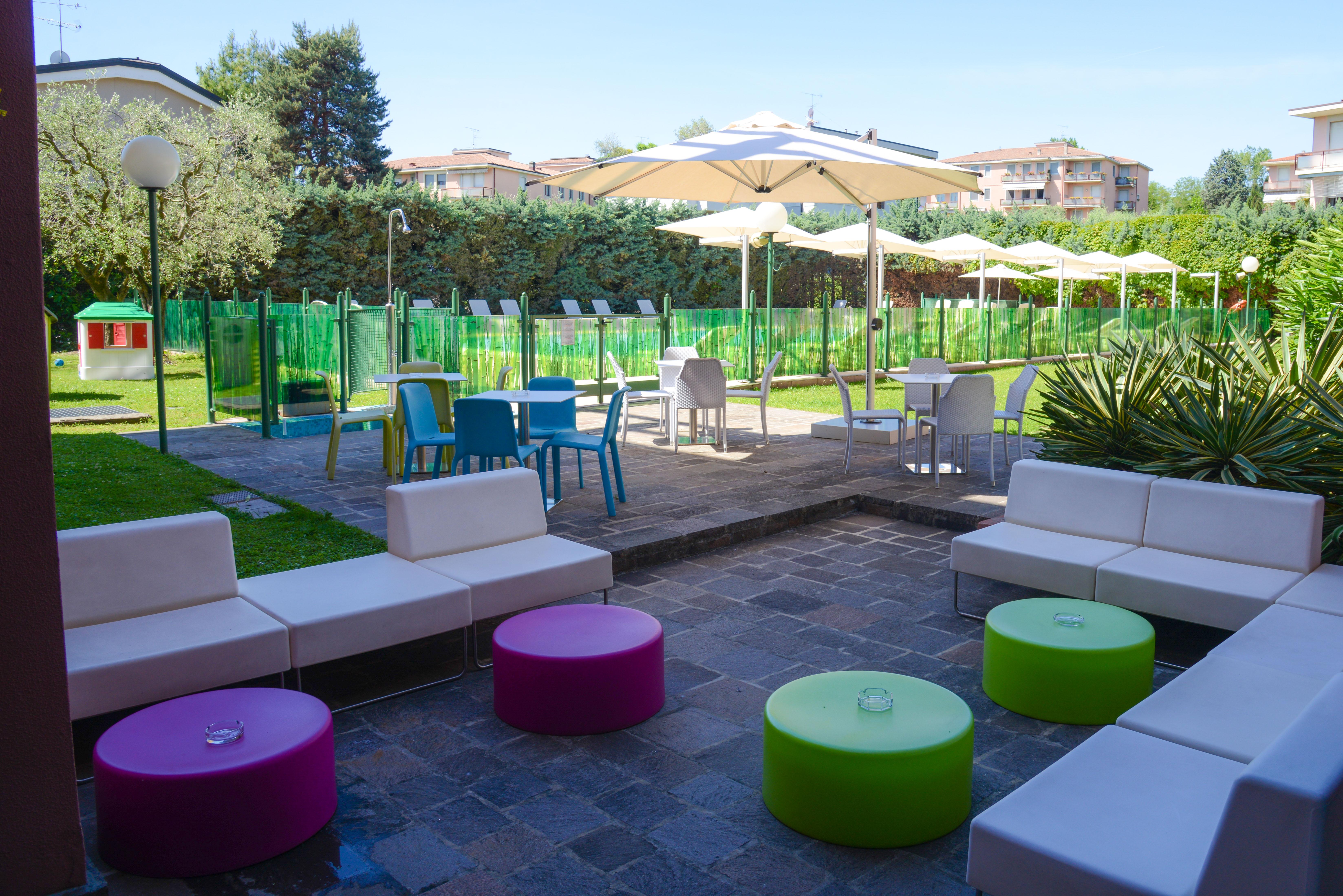 דסנזאנו דל גארדה Hotel Oliveto מראה חיצוני תמונה