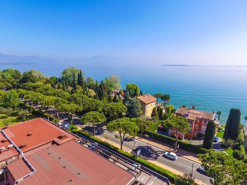 דסנזאנו דל גארדה Hotel Oliveto מראה חיצוני תמונה