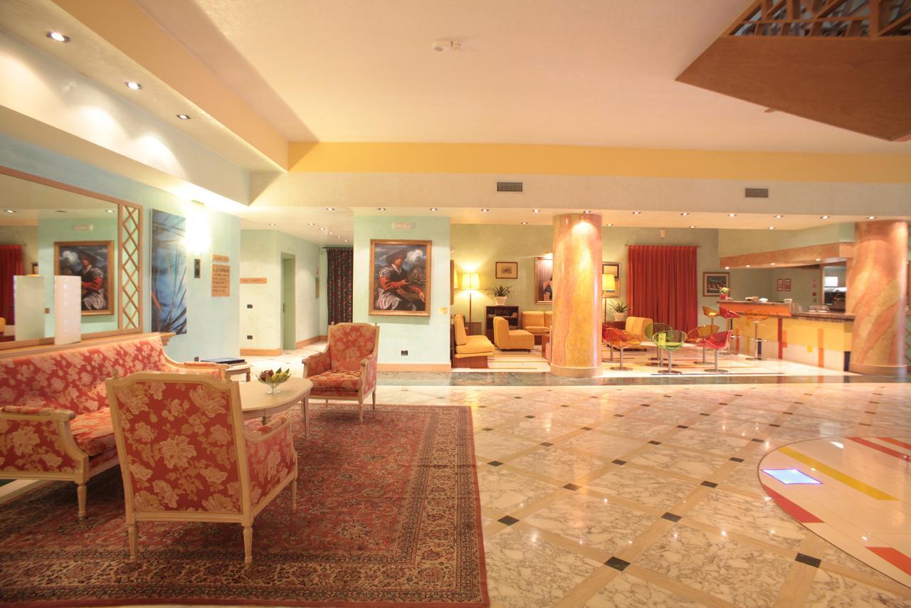 דסנזאנו דל גארדה Hotel Oliveto מראה חיצוני תמונה
